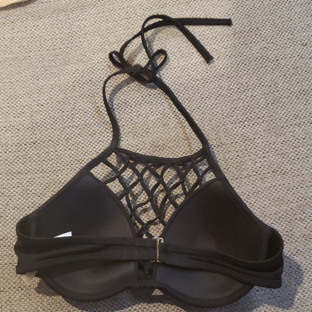 Bikini Top - Picture 2 of 3
